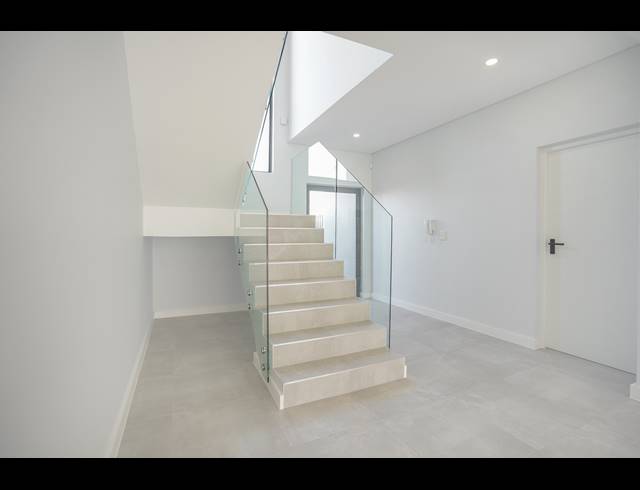4 BEDROOM HOUSE FOR SALE IN SANDOWN